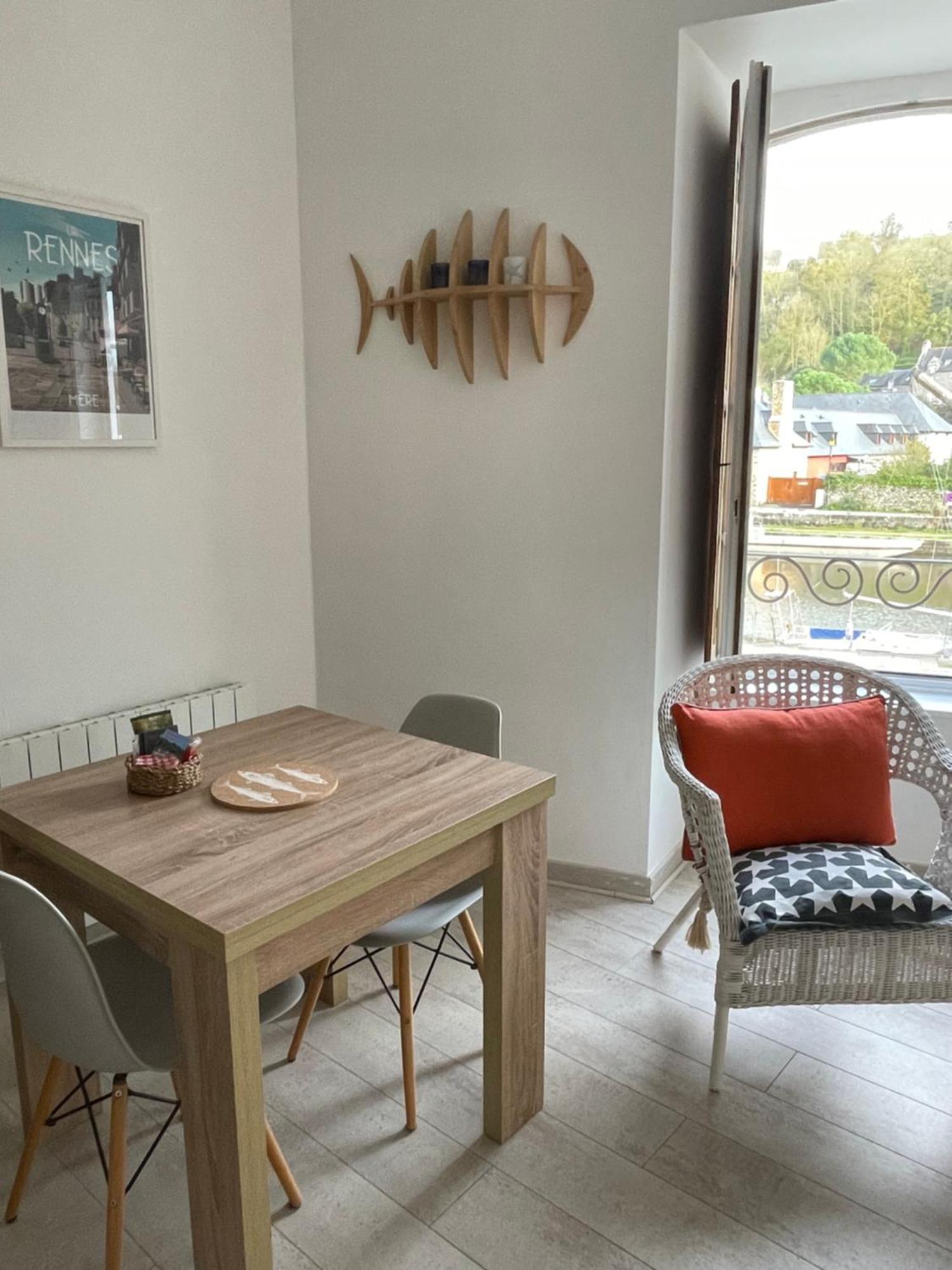 Appartement Au Port Dinan Exterior photo