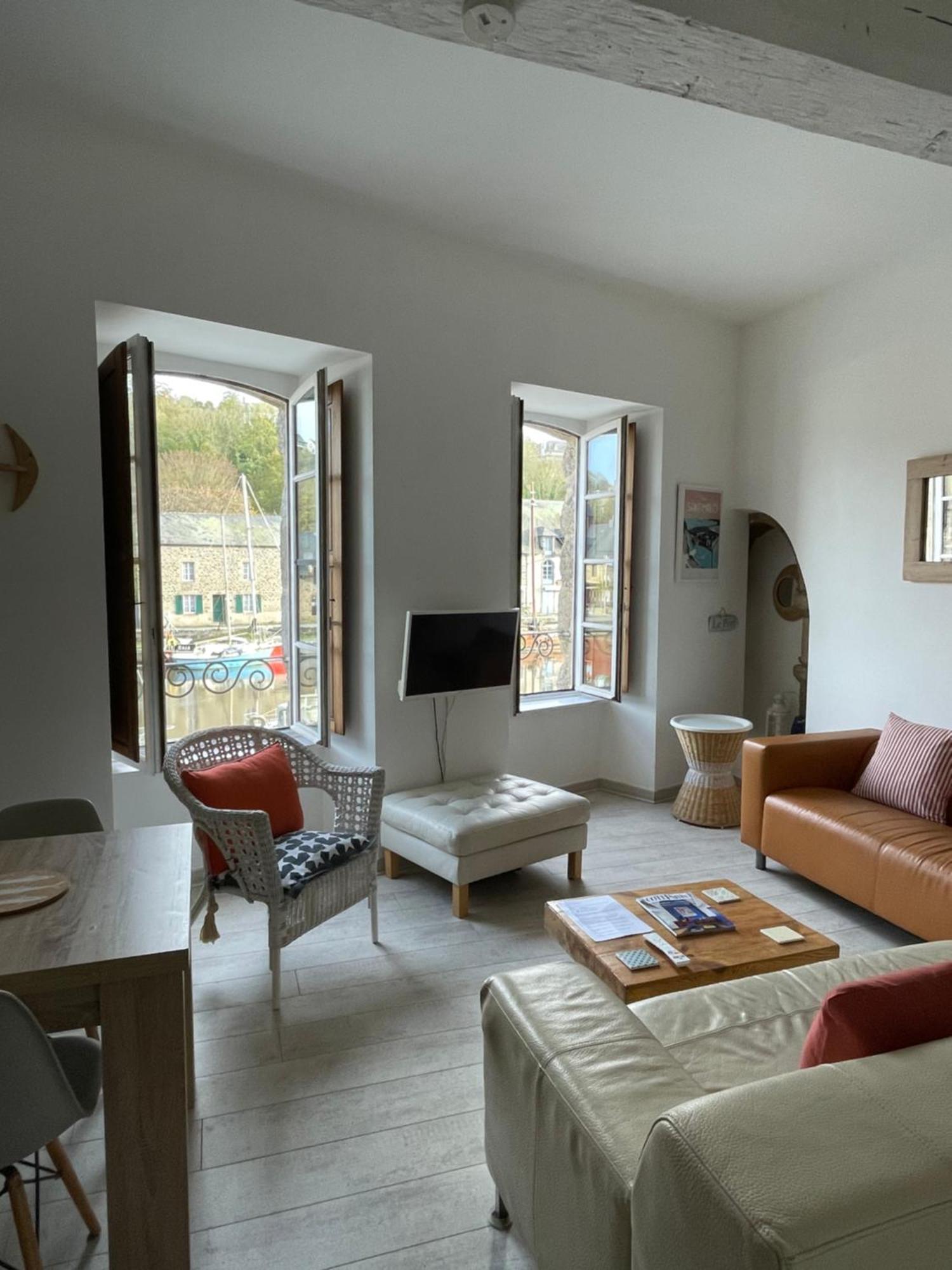 Appartement Au Port Dinan Exterior photo